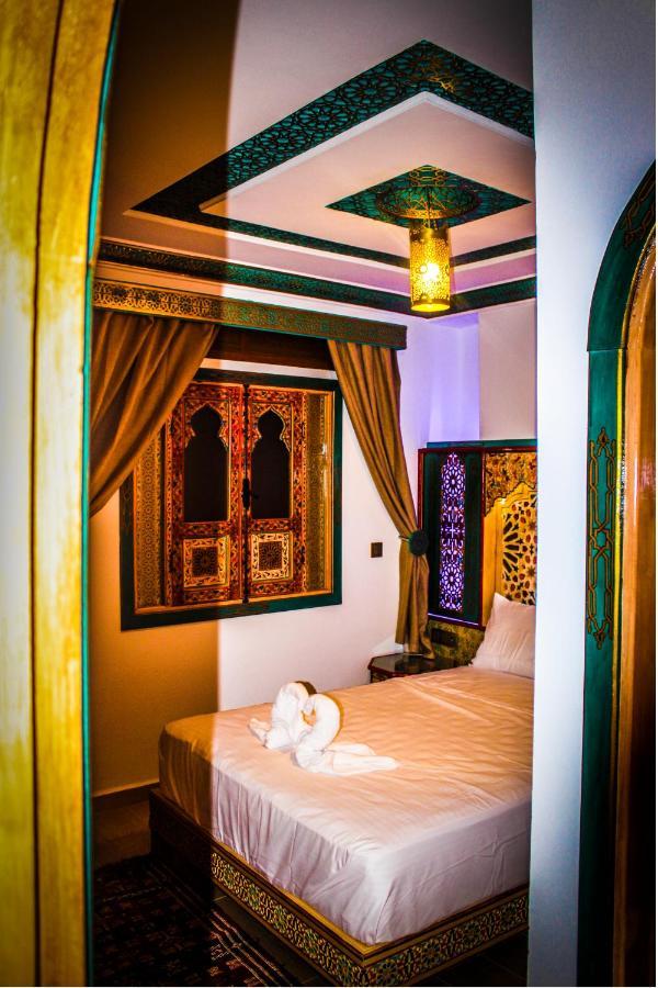 Riad Azemmat เชฟชาอูน ภายนอก รูปภาพ